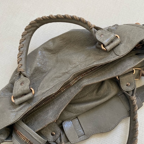 Balenciaga City Bag AUTHENTIC Rose Gold Pewter Leather Purse - Picture 4 of 7